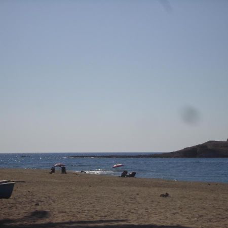 Pension Sol Y Playa 카로보네라스 외부 사진