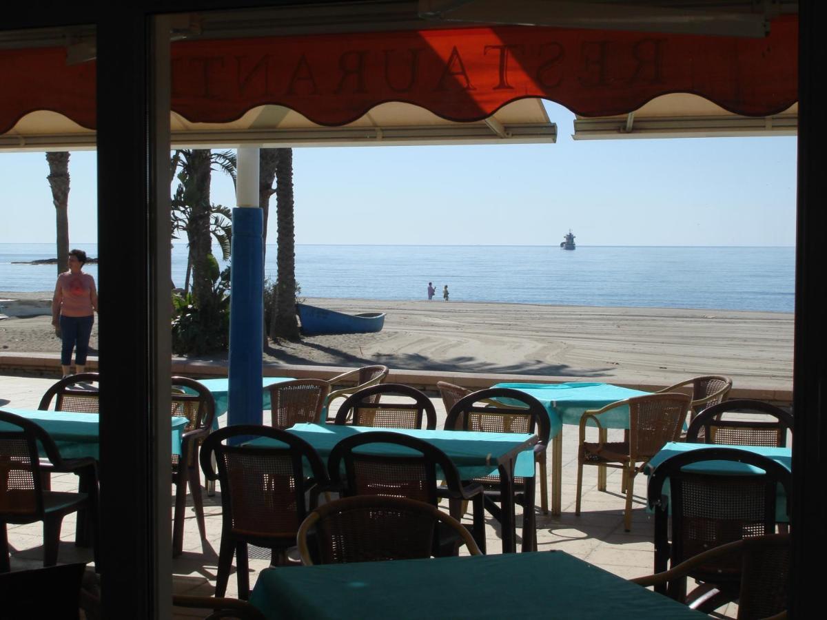 Pension Sol Y Playa 카로보네라스 외부 사진